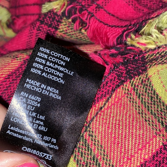 LAST 1- NEW UO combo oversized flannel shirt or shacket - Picture 10 of 10